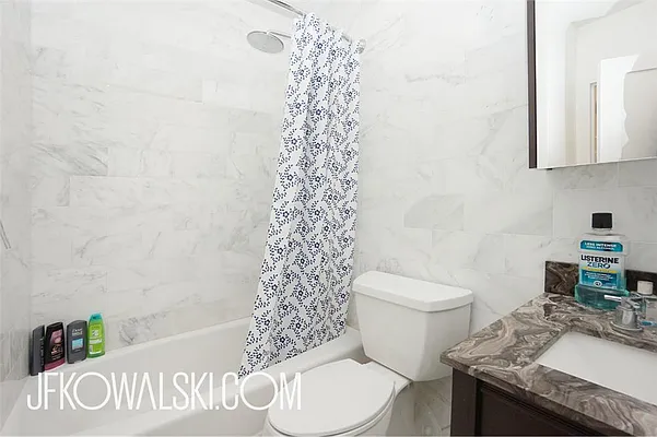 Rented by R New York | media 6