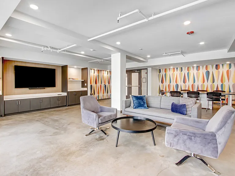 Watermark Apartments — Photo 73