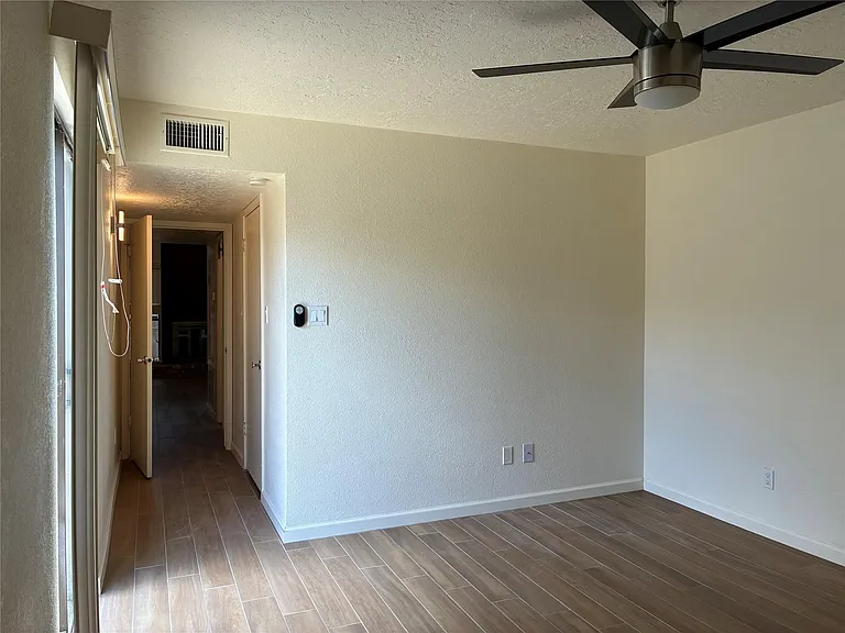 6401 Deihl Rd #1011 — Photo 14