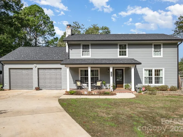 1539 Barberry Ct, Charlotte, NC 28211