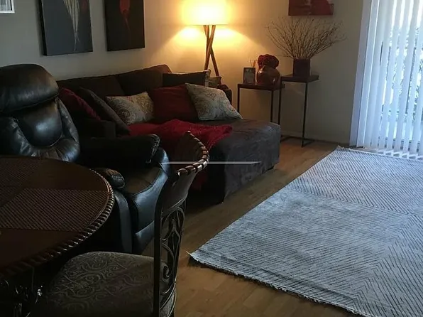 50-56 Broadlawn Park #101, Chestnut Hill, MA 02467