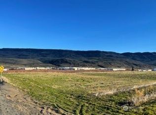 851 S Van Well Ave, East Wenatchee, WA 98802