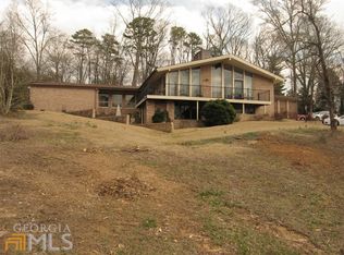 322 Woodlawn Dr, Cedartown, GA 30125