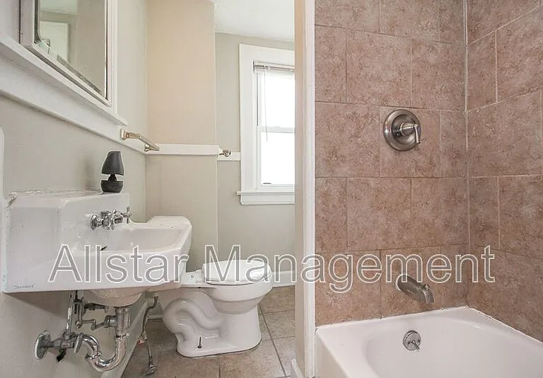14210 Athens Ave — Photo 12