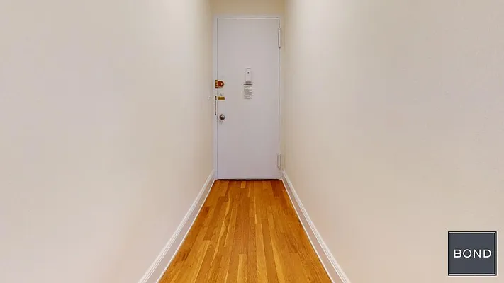 Rented by Bond New York | media 7