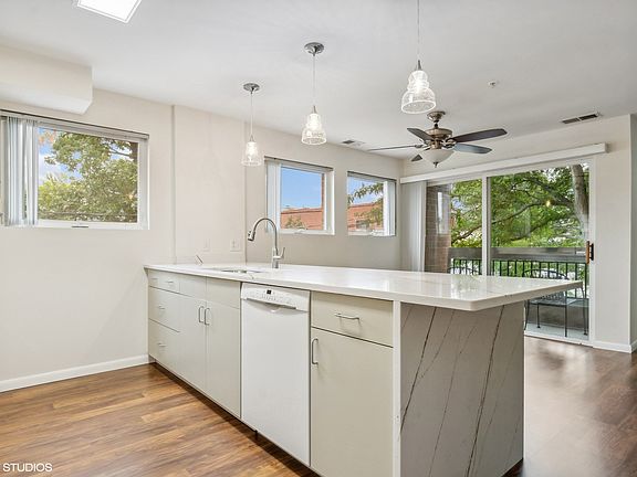 5th image of 1925 Lake Ave Unit 219