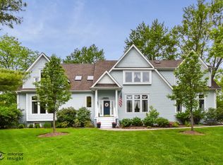 814 Becker Rd, Glenview, IL 60025