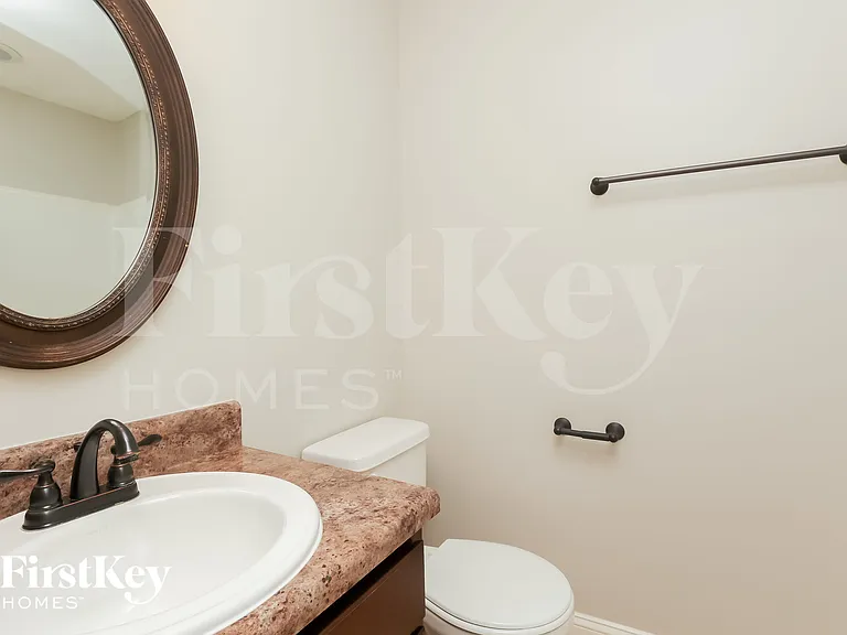 1145 Stillwood Dr — Photo 13
