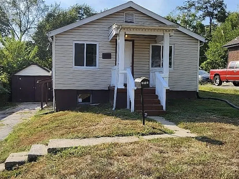 3213 Airway Ave — Photo 11
