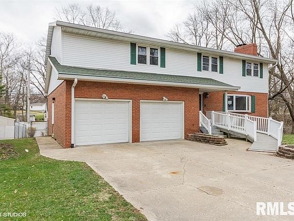 3rd image of 4216 N Patricia Ct