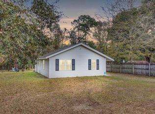 914 Live Oak St, Walterboro, SC 29488