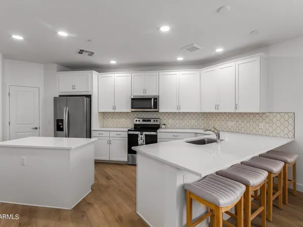 2511 W QUEEN CREEK Road #374, Chandler, AZ 85248