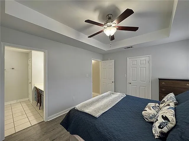 126 Scott St — Photo 8