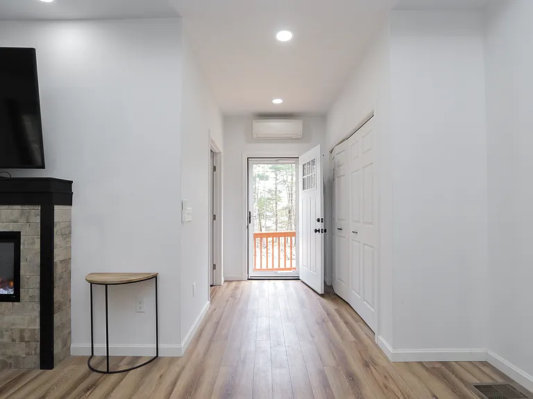 177 Thompson St — Photo 24