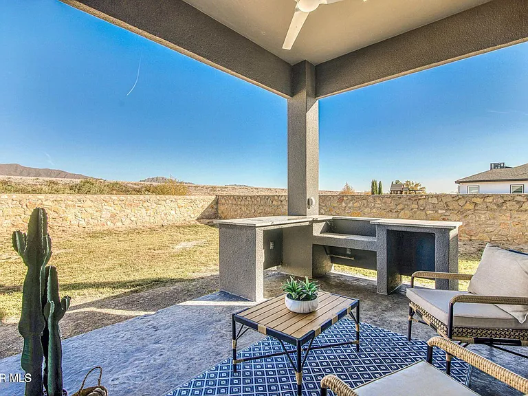 6716 Rio Haciendas Cir — Photo 59