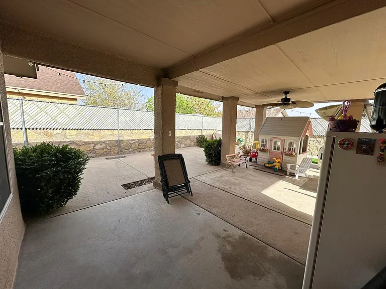 14048 Lago Seco Dr — Photo 4