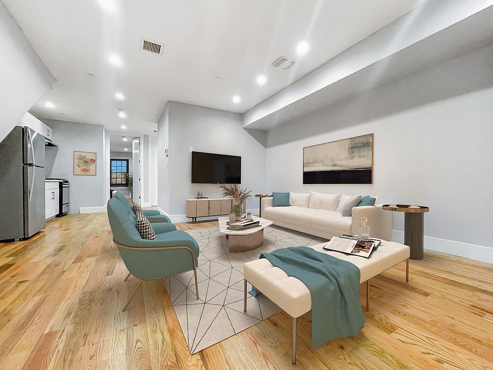 1st image of 586 Bainbridge St #1A