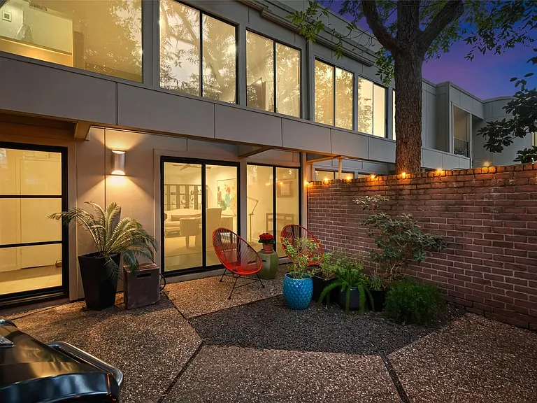 2313 Steel St — Photo 25