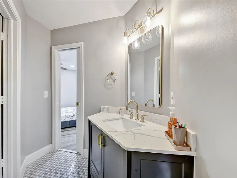 10370 NW 50th Ct — Photo 35