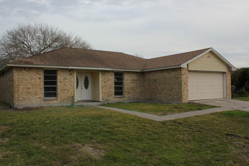 1st image of 2818 Erie Dr