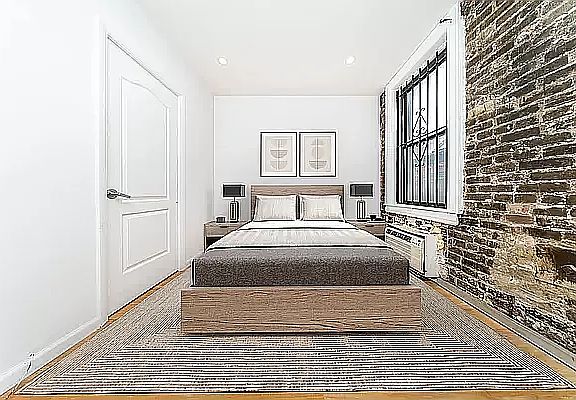 4th image of 528 E 5th St APT 1A