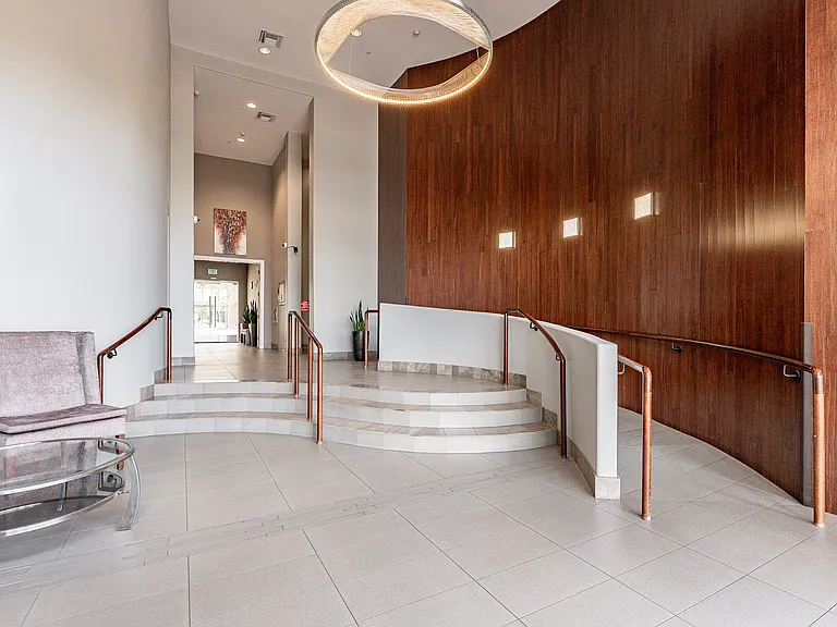 17 W Vernon Ave #11 — Photo 60