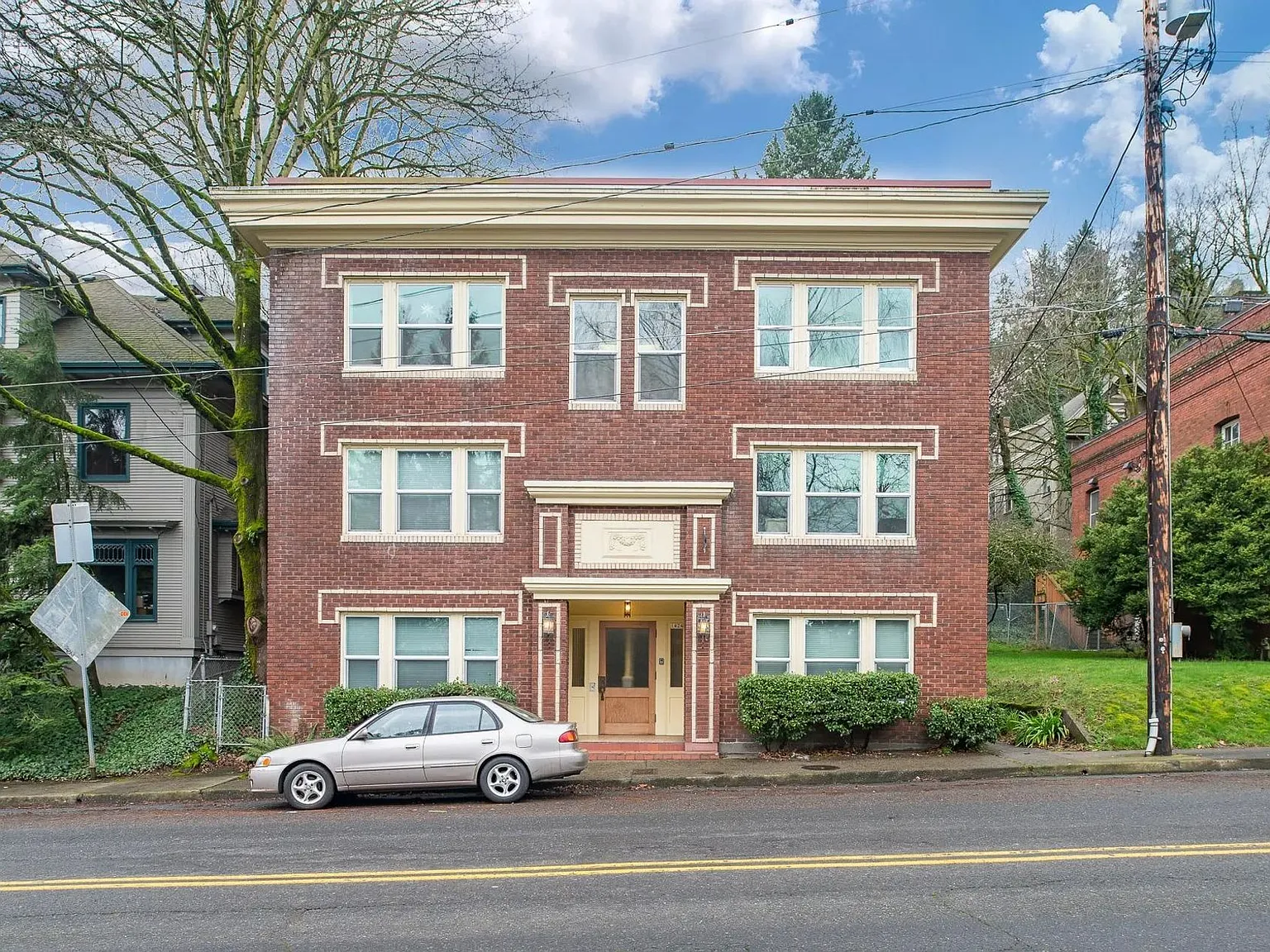 Westover Apartments — Photo 2