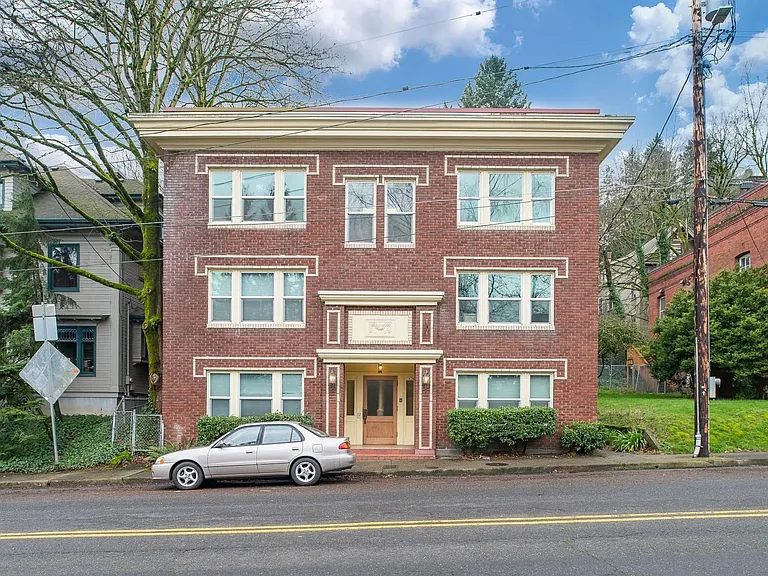 Westover Apartments — Photo 2