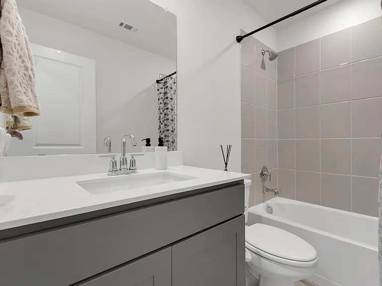 919 Gentle Rain Dr — Photo 11