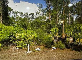 2020 Abbott Ave, Alva, FL 33920