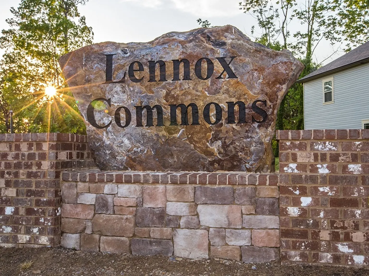 Lennox Commons — Photo 4