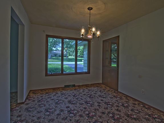5th image of 10169 W 93rd Ave