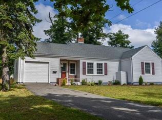 112 Longfellow Dr, Longmeadow, MA 01106