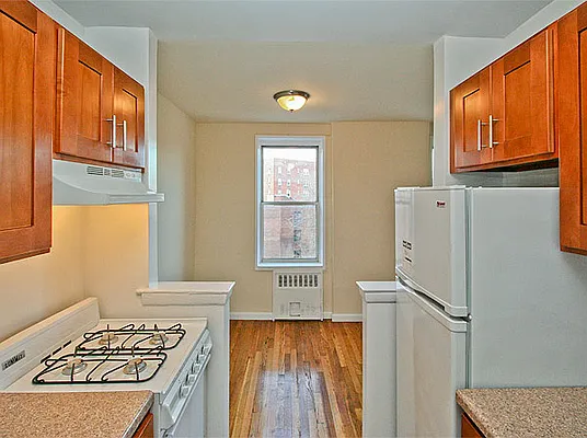 Rented by SW Queens Mezzanine | media 15