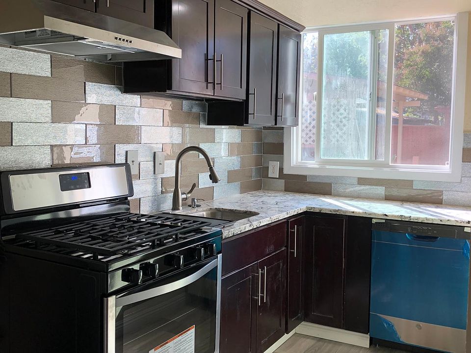 1st image of 379 Clifton Ave