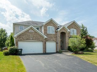 5801 Providence Dr, Hoffman Estates, IL