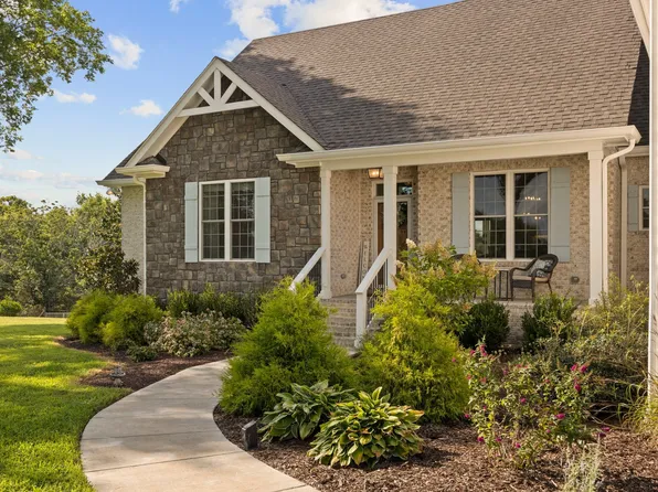 3750 John Bill Dobbins Rd, Williamsport, TN 38487