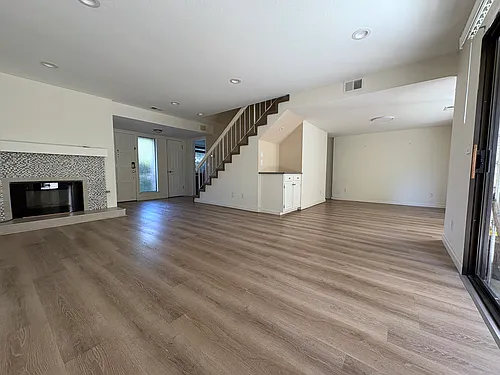 421 Crescent Ave Photo 1