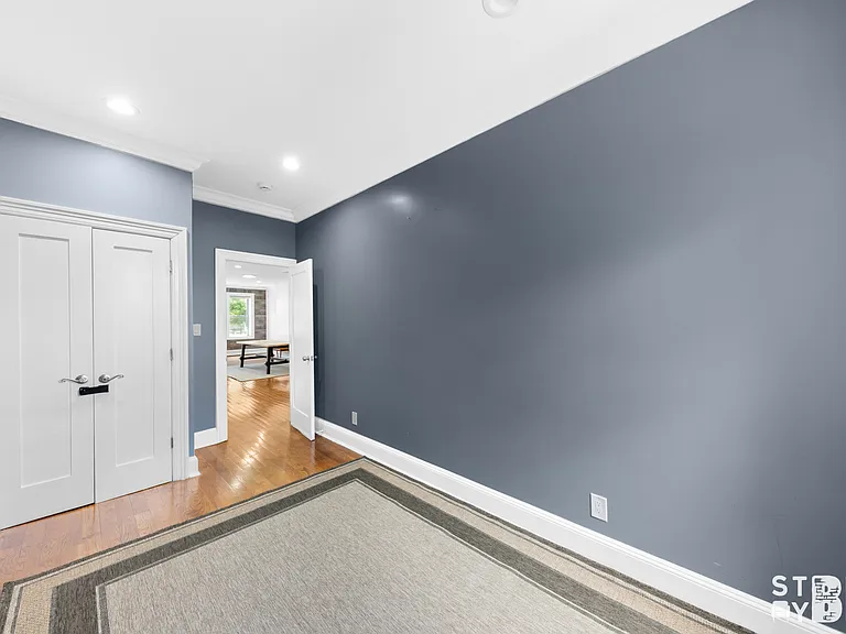 15 Aberdeen St #3 — Photo 11