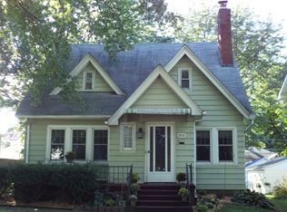 2712 Tremont Ave, Davenport, IA
