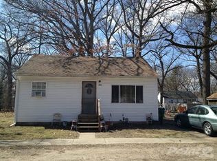 436 Kenilworth Rd, Kingsford Heights, IN 46346