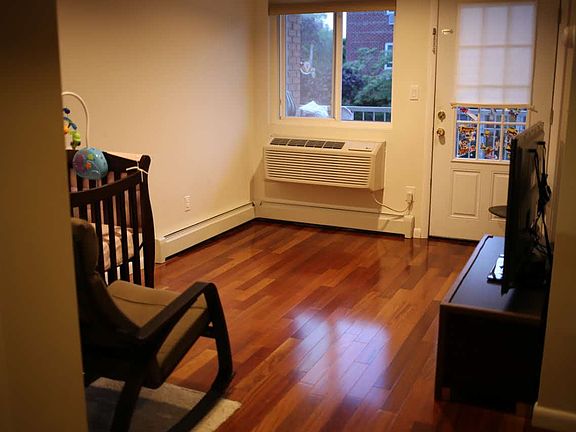 4th image of 3641 169th St #2A