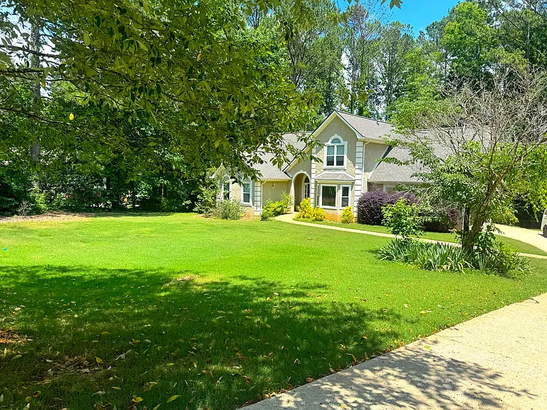 45 Spring Forest Ct — Photo 2