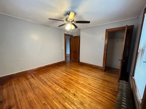 2200 Selby Ave, Saint Paul, MN 55104