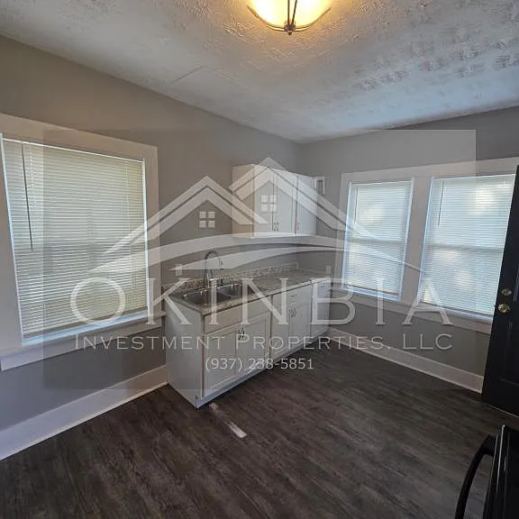 1815 Catalpa Dr — Photo 8