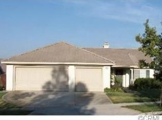2171 Aberdeen Dr, Corona, CA 92881
