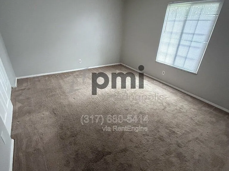 6460 Park Central Way — Photo 43