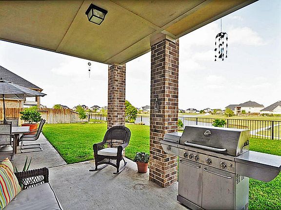 5th image of 7511 Shady Lake Grv
