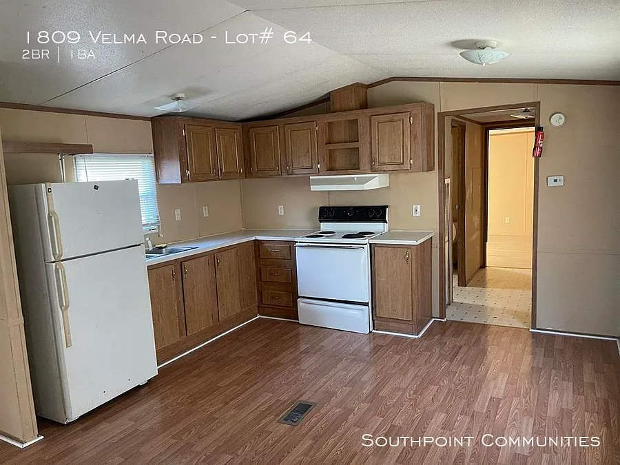 2 bed, 784 sqft, $875 — Photo 1