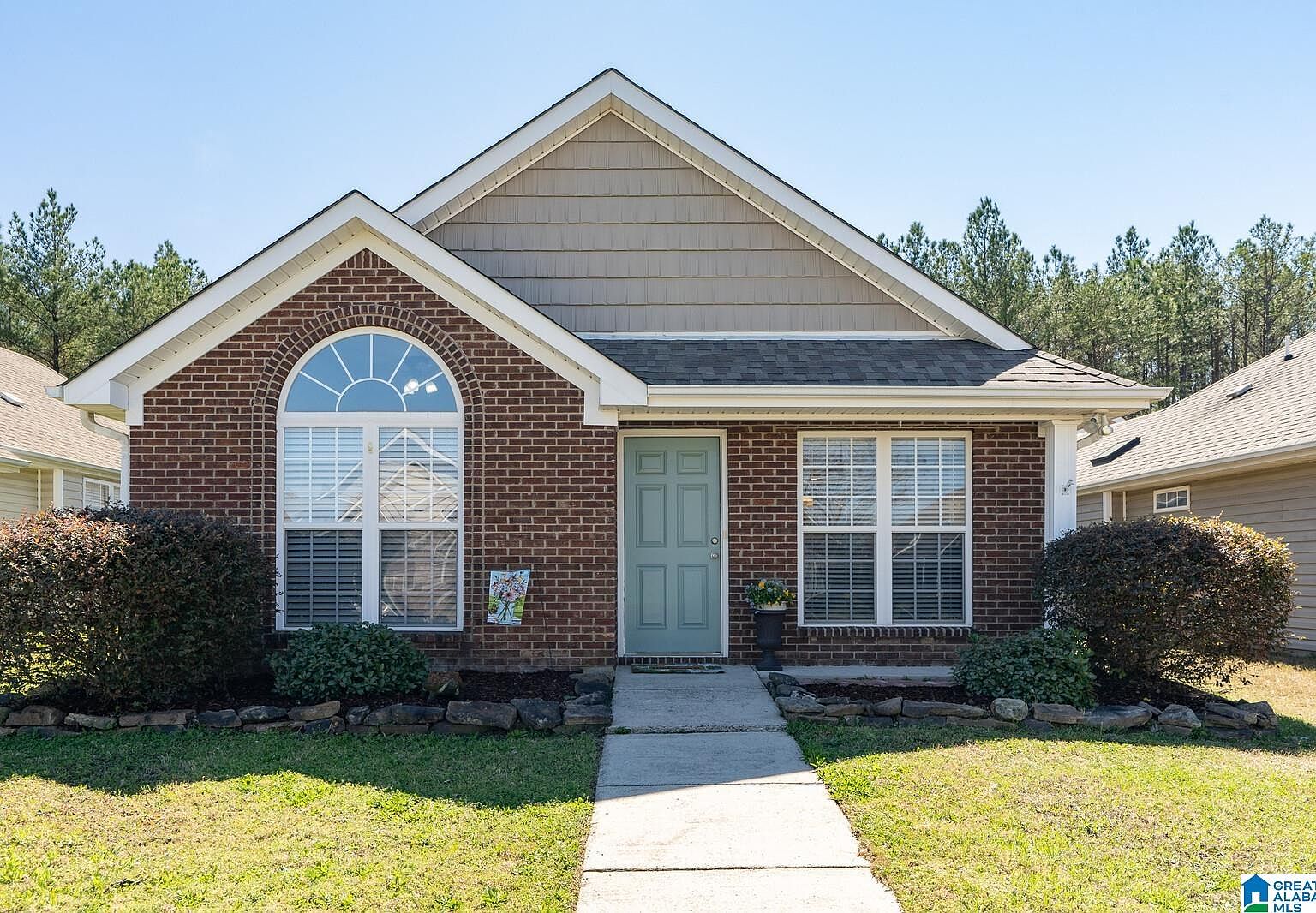 1246 Village Trl, Calera, AL 35040 | Zillow